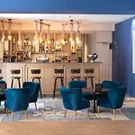 Hotel Sowell Les Chevaliers