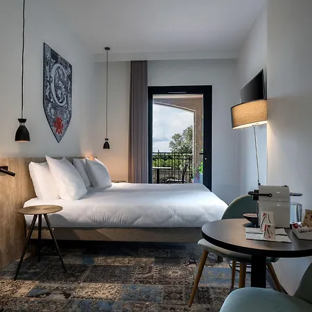 Sowell Les Chevaliers Hotel 4*
