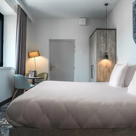 Sowell Les Chevaliers Hotel