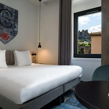 Sowell Les Chevaliers 4* Carcasona