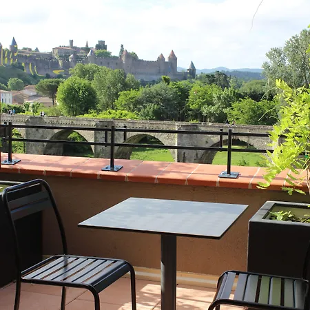 Sowell Les Chevaliers 4* Каркассон