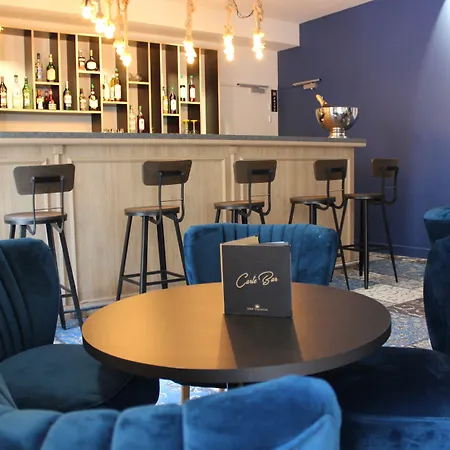 Sowell Les Chevaliers Hotel 4*