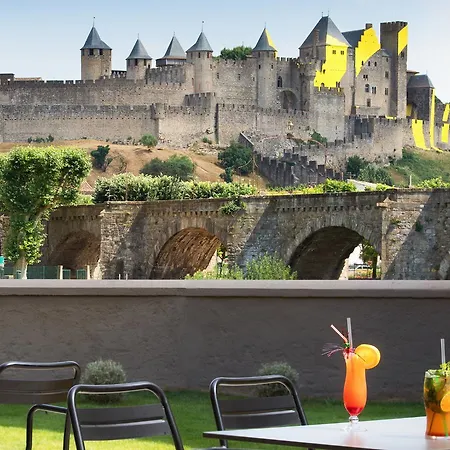 Sowell Les Chevaliers Hotel