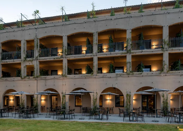 Sowell Les Chevaliers Каркассон