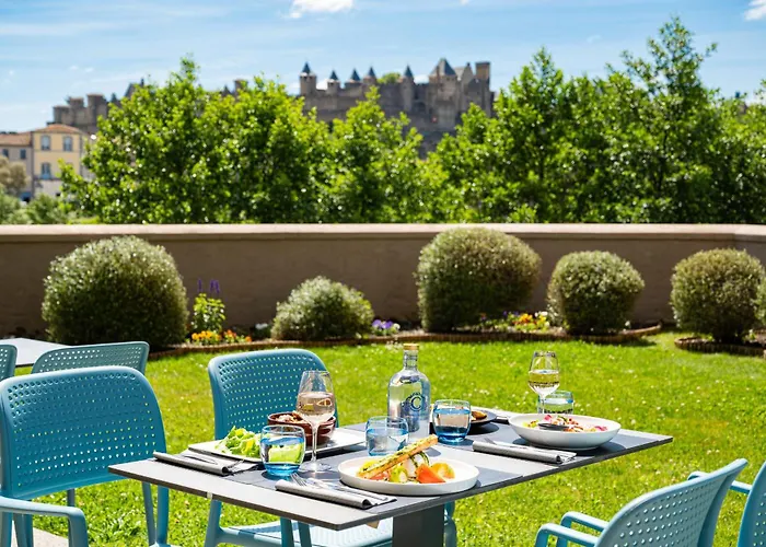 Sowell Les Chevaliers Hotel