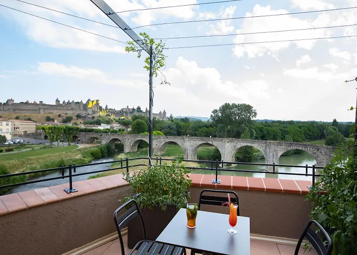 Sowell Les Chevaliers 4* Каркассон