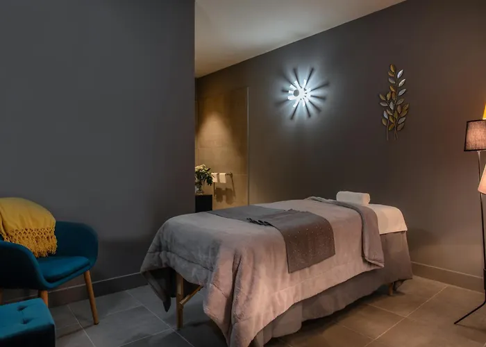 Hotel Sowell Les Chevaliers