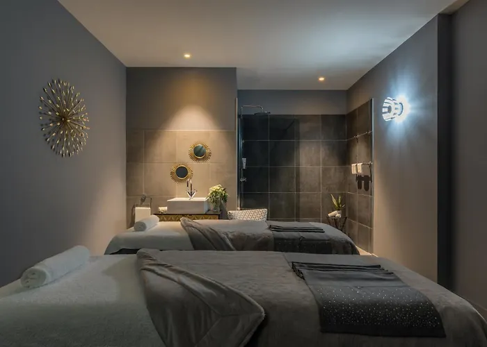 Sowell Les Chevaliers 4*